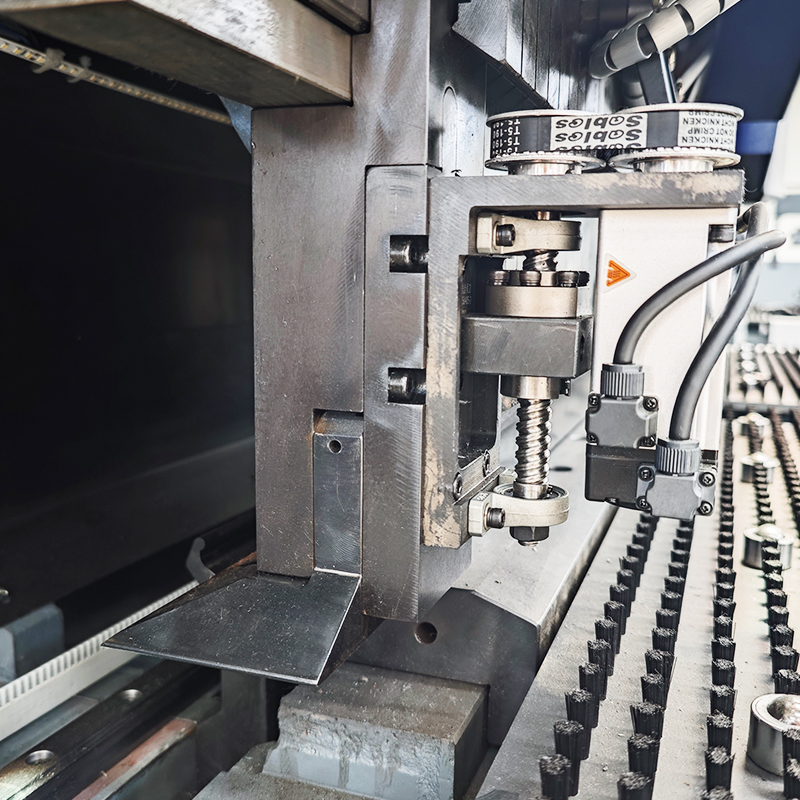 PBM-2000 Bender a pannello flessibile intelligente