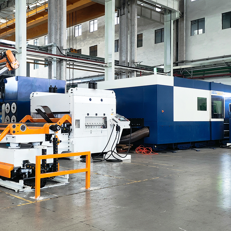 Macchina da 3 in 1 Servo Uncoiler