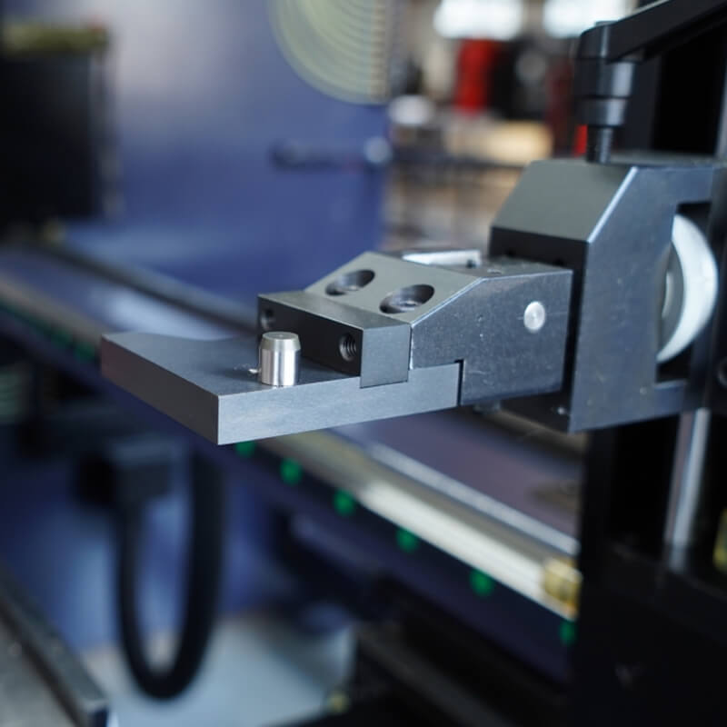 Freno di stampa interamente elettrica a trazione a motore