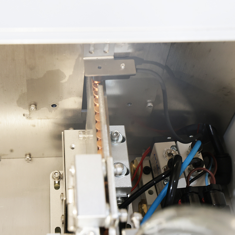 Saldatore di scarico del condensatore semi-automatico